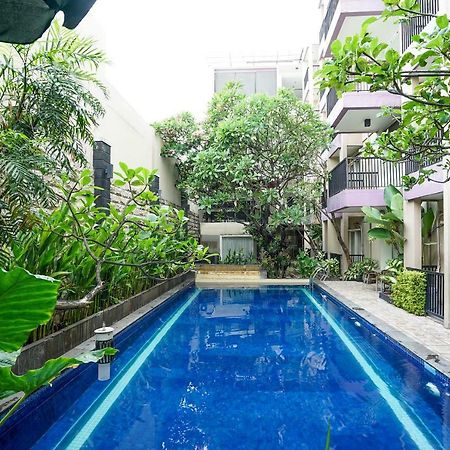 Oyo 197 Prime Royal Hotel Kapasari 외부 사진