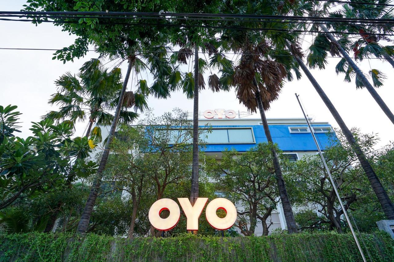 Oyo 197 Prime Royal Hotel Kapasari 외부 사진