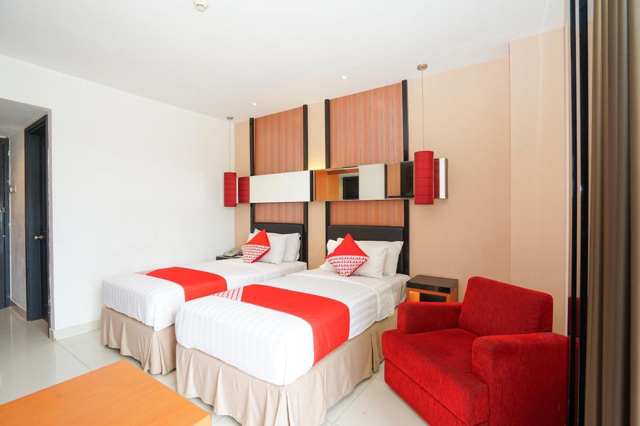 Oyo 197 Prime Royal Hotel Kapasari 외부 사진